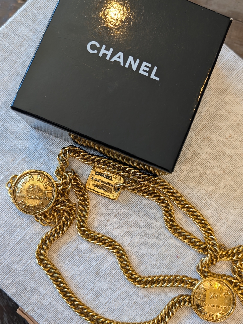 Chanel 31 Rue Cambon Paris Double Chain Logo Belt Necklace - Gold - Picture 6 of 6
